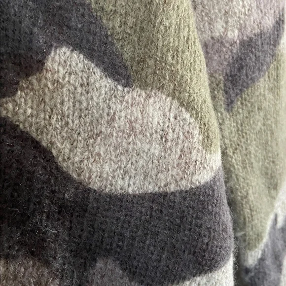 360 Cashmere Emerie camo sweater